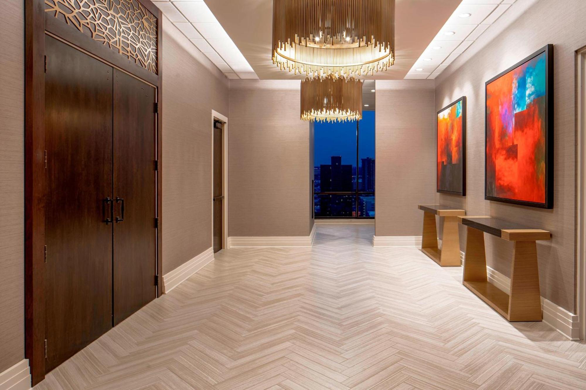 The Westin Galleria Houston Exterior photo